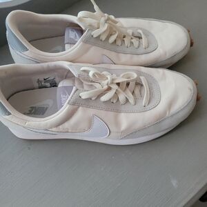 Nike Daybreak Summit White/Ivory/Grey/Gum Running Shoe Waffle Trainer Sneaker